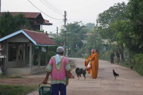 Devenir bonze en Thaïlande ! Une crise des vocations ?