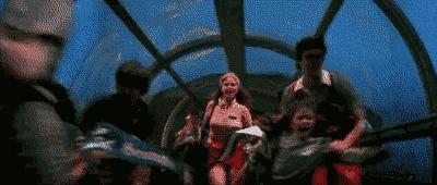 Vis ma vie de popaa à Tahiti en gif (part 1) requin