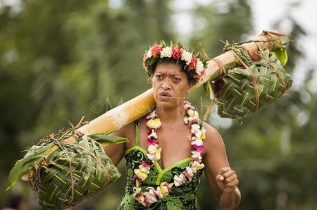 Les porteurs de fruits, sport traditionnel tahitien participant_porteur_fruit2
