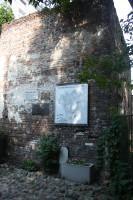 Varsovie : le dernier morceau du mur du ghetto