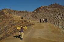 Java : la mine à ciel ouvert de Kawah Ijen