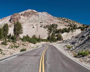 Lassen Volcanic National Park wallpaper-1689754