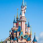 Disneyland Paris ou Parc Astérix : lequel choisir ?