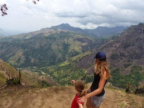Paroles de voyageurs #12 - Les conseils de The Nomad Family pour voyager avec des enfants au Sri Lanka !
