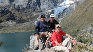 Trekking autour de la Cordillère Huayhuash, avec mes amis...