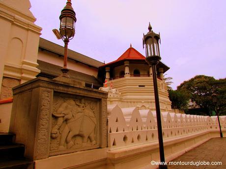 Le temple de la dent à Kandy