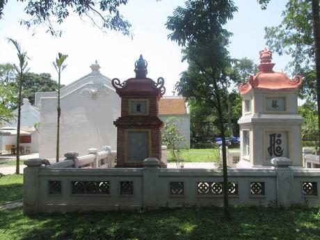 Pagode au pilier unique