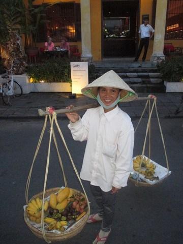 vendeuse de fruits Hoi An