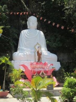 Bouddha en marbre montagne de marbre