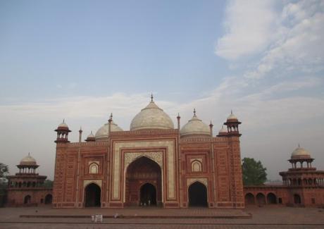 Mosquée à l'Ouest du Taj Mahal