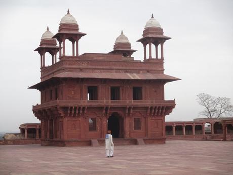 Diwan-I-Khas