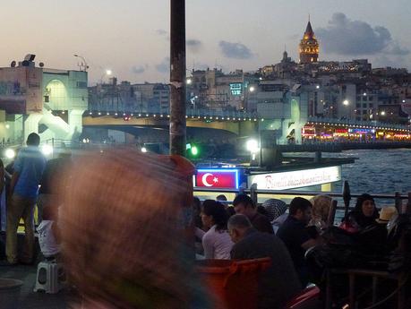 Turquie - jour 23 - Balades poétiques et visages stambouliotes - 176 - Eminönü