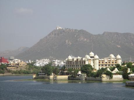 Vue sur le Monsoon Palace