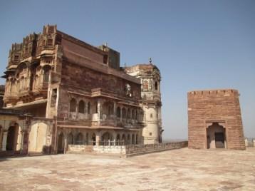 Arrivée sommet par ascenseur. fort Jodhpur