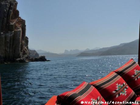 Une excursion en boutre dans la région des fjords d’Arabie dhow11