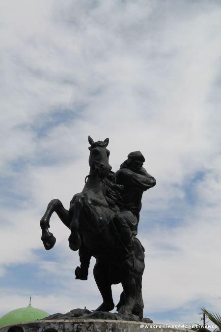 La statue de Saladin, dans le centre-ville de Kerak