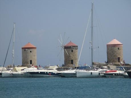 moulins à vent port de Mandraki Rhodes