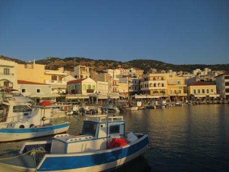 barques port Pigadia Karpathos
