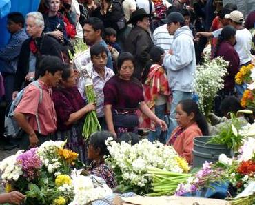 Chichicastenango : Le marché de montagne Maya
