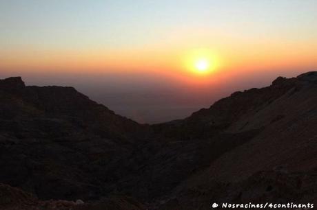 Le coucher du soleil sur Jebel Hafeet