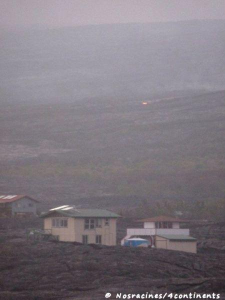 Des habitations avec la coulée de lave tout près... Big Island