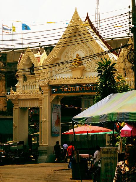 7 - Dans la jungle de Bangkok - 09 - Wat Intharawihan
