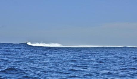 Brisant sur la barrière de corail, Nouméa, Nouvelle-Calédonie