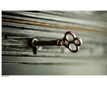 The unlocked door