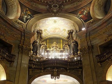 vienne wien peterskirche église saint pierre orgue