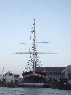 bristol harbour port ferry boats ss great britain