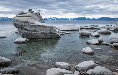 Le lac Tahoe l'hiver