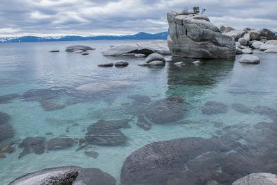 Le lac Tahoe l'hiver