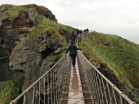 Irlande :  Carrick A Rede Rope Bridge