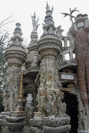 drôme hauterives palais idéal facteur cheval détail façade est trois géants