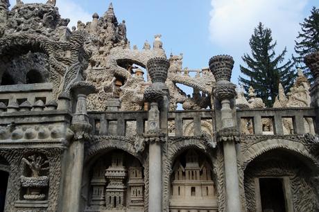 drôme hauterives palais idéal facteur cheval détail façade ouest