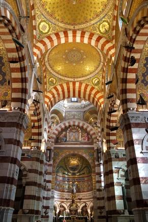 marseille notre-dame de la garde intérieur