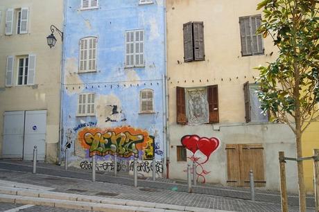 panier marseille street art