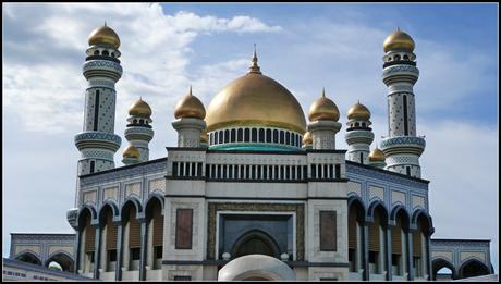 Bandar Seri Begawan : La Cité tropicale aux Dômes dorés