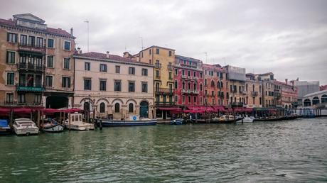 De la montagne à nos premiers pas à Venise