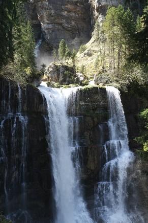 savoie randonnée balade chartreuse isère cirque saint meme cascade