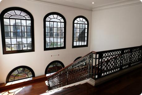 escaliers à l'intérieur du Museo Botero de Bogotá