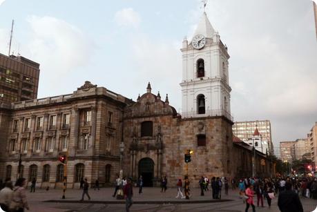 Eglise San Francisco sur la septima dans le centre historique de Bogotá