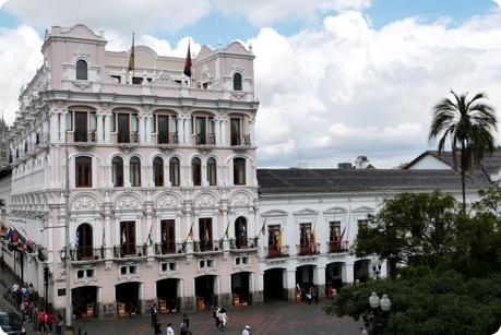 Hôtel sur la Plaza Grande de Quito cerca del Palacio Presidencial y de la Alcadía