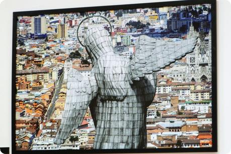 Tableau de la Virgen de Quito de dos au Palacio Presidencial de Quito