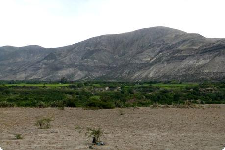 paysage de montagne sur la route entre Tulcán et Ibarra