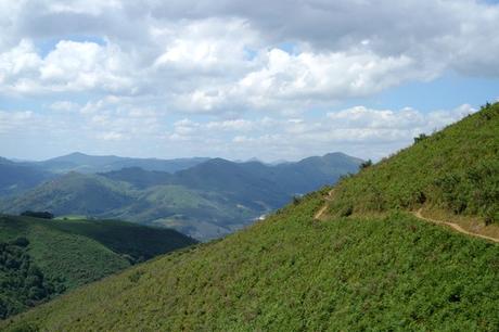 pays basque ainhoa randonnée facile pyrénées panoramique la rhune