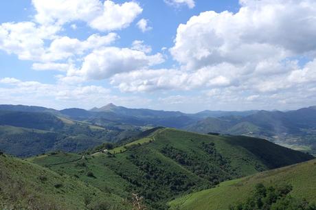 pays basque ainhoa randonnée facile pyrénées panoramique la rhune