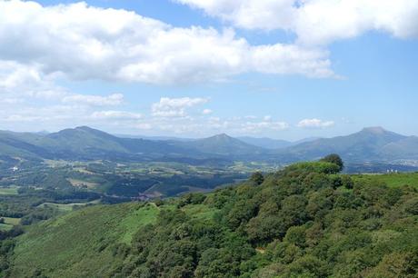 pays basque ainhoa randonnée facile pyrénées panoramique la rhune oratoire