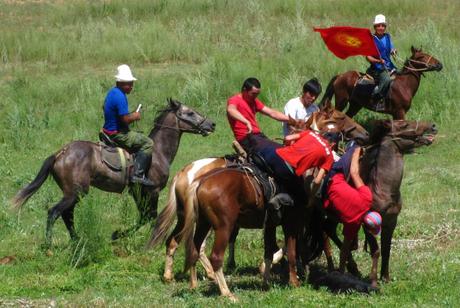 Pourquoi il faut (absolument) aller se perdre au Kirghizstan? Pourquoi il faut (absolument) aller se perdre au Kirghizstan?