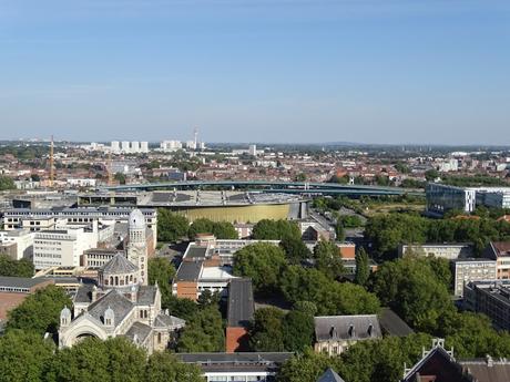 #EnFranceAussi prend de la hauteur, et s'offre une vue panoramique de Lille sous le soleil